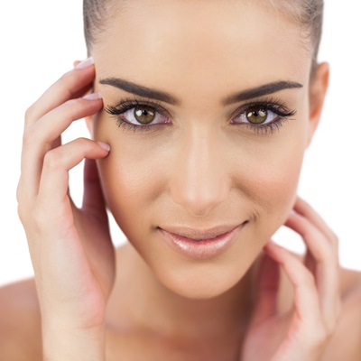 Lash & Brow Treatments at True Medispa in Twickenham Lash & Brow Treatments at True Medispa in Twickenham