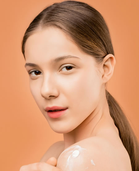 Clear Skin Treatments in Twickenham: Top Clinic Solutions for Acne, Scars & Pigmentation